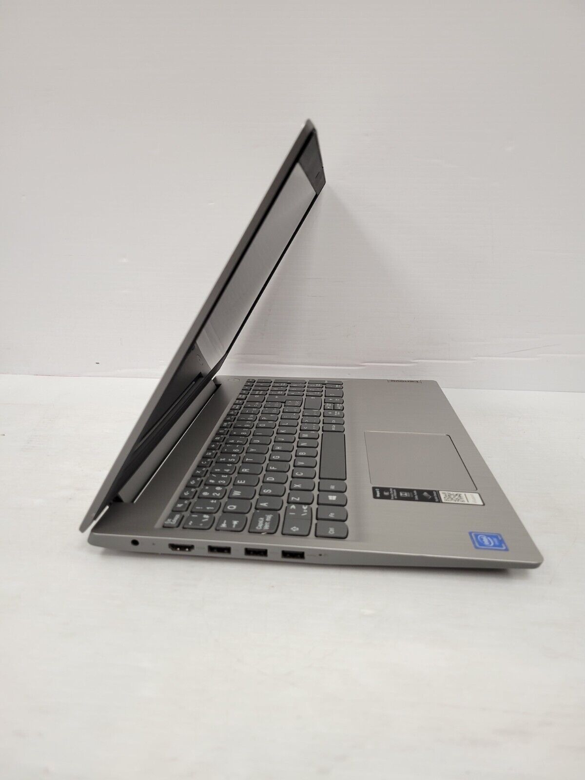 (47053-1) Lenovo 81WQ Laptop