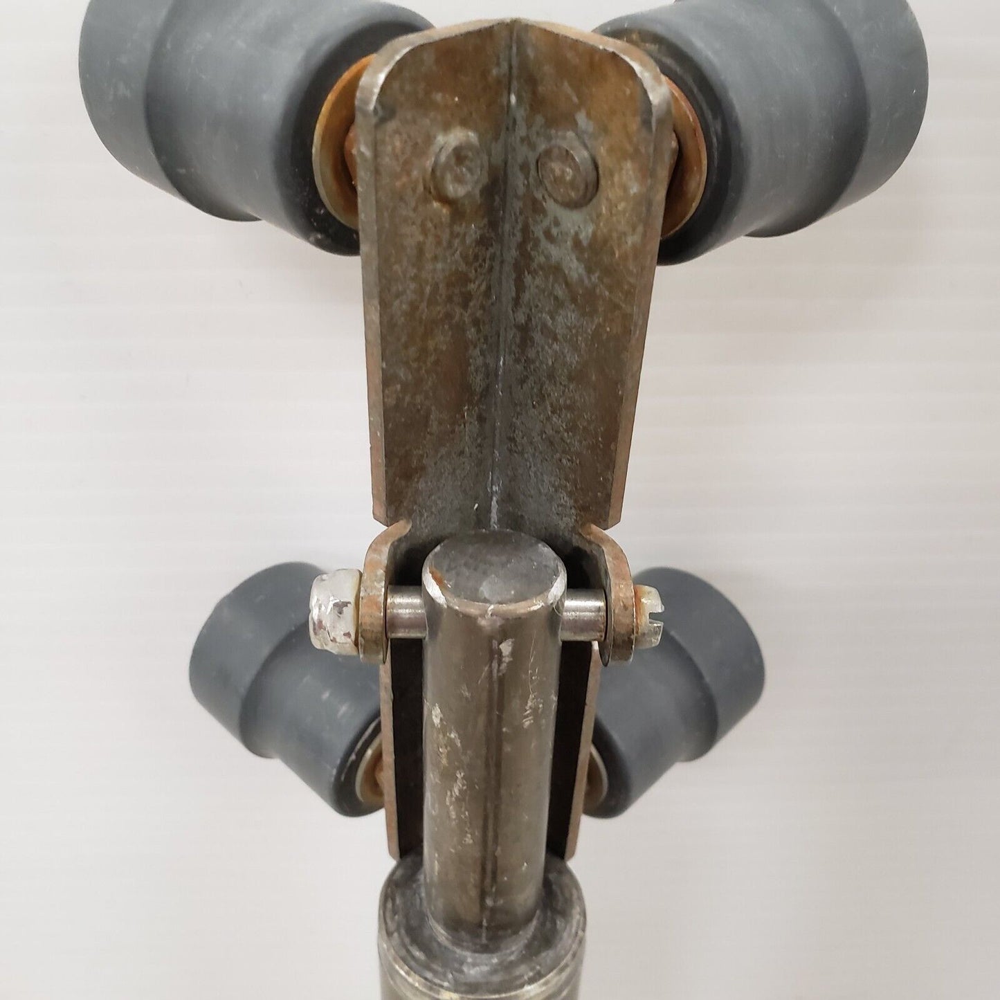 (46487-6) Rouleau d'angle sans nom