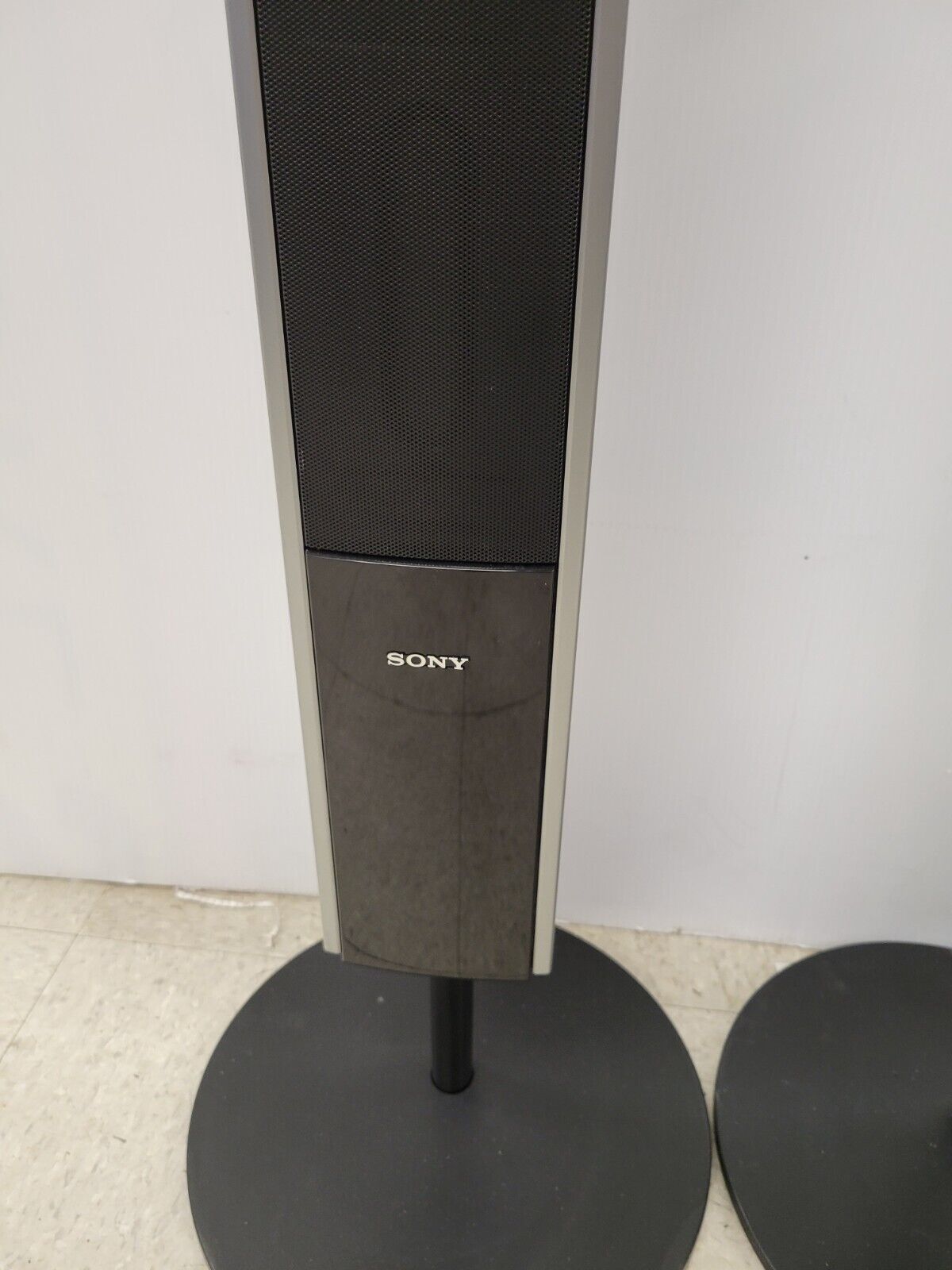 (I-33766) Sony SS-TS83 Surround Sound Speakers