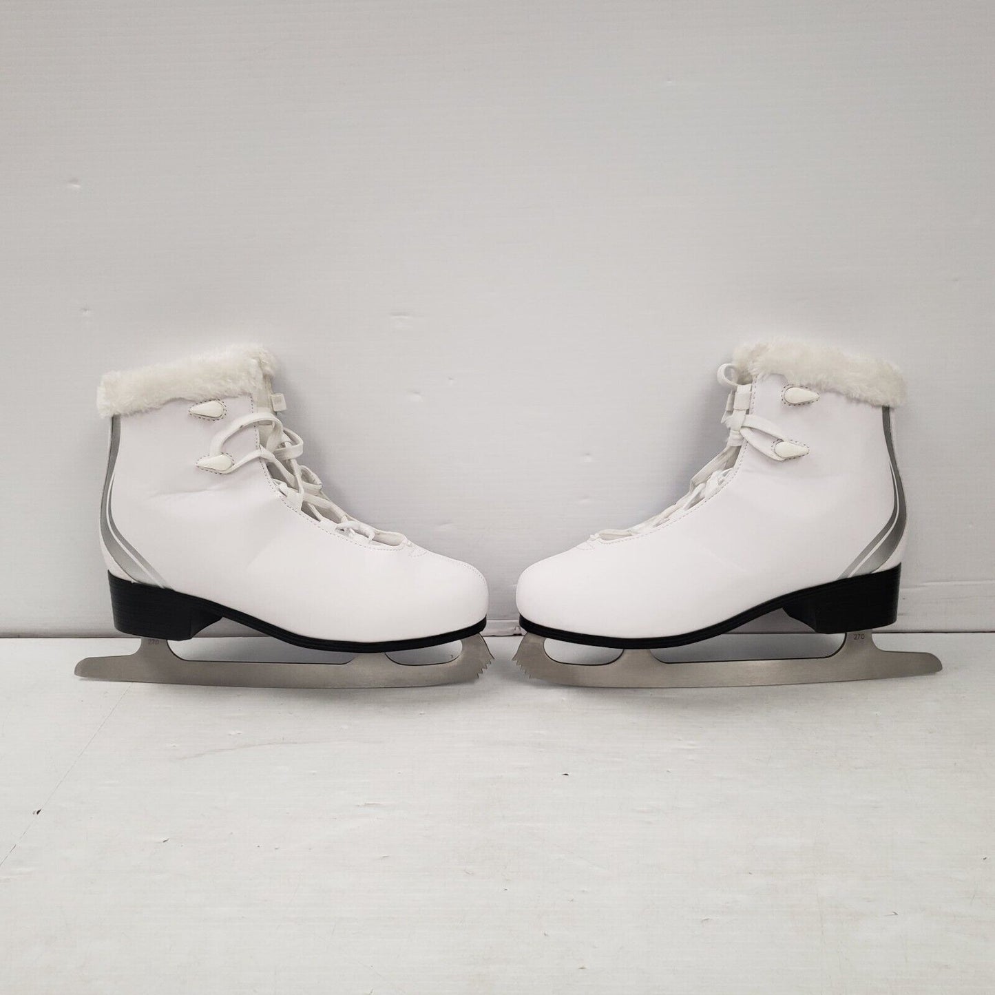 (55904-1 A) No Name Figure Skates - Size 9