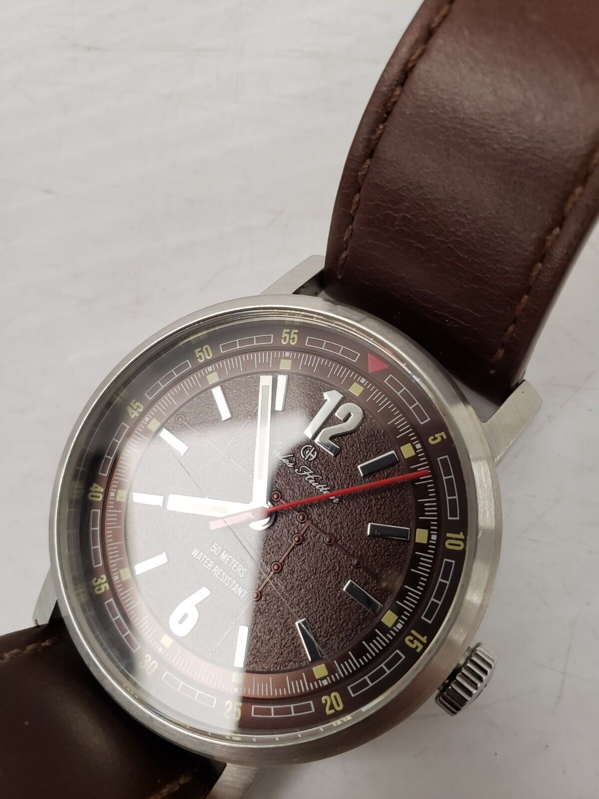 (41585-1)Charles Hutton Watch