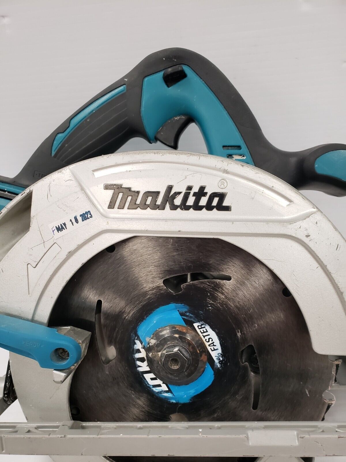 (41929-1) Makita DHS711 Circular Saw