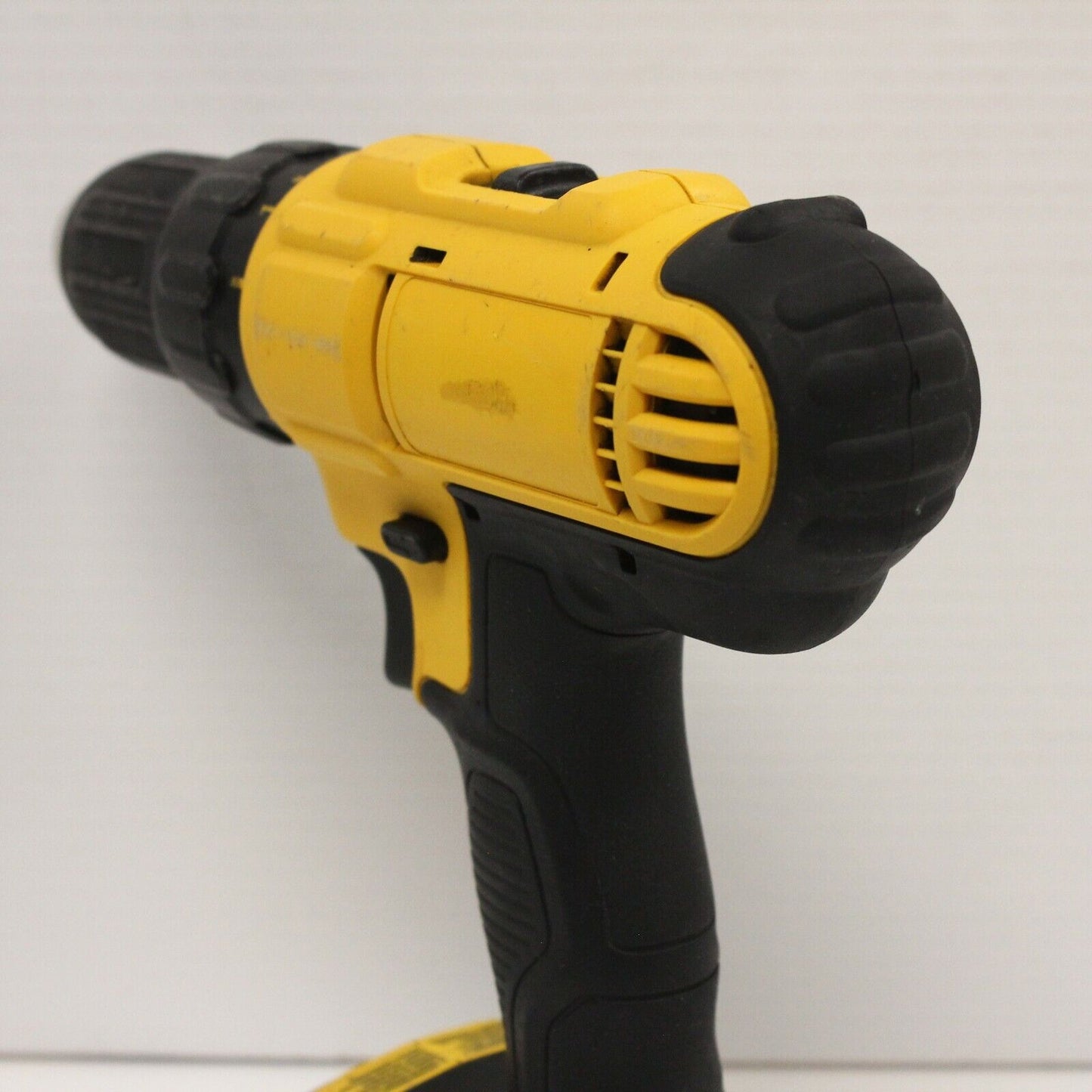 (NI-10609) Dewalt 20V DCD771 Cordless Drill