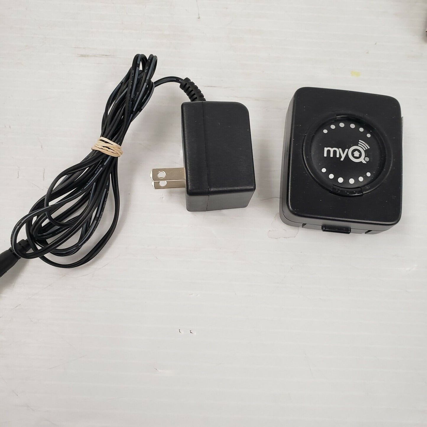 (21983-2) MyQ G821LMB Smart Garage Door Opener