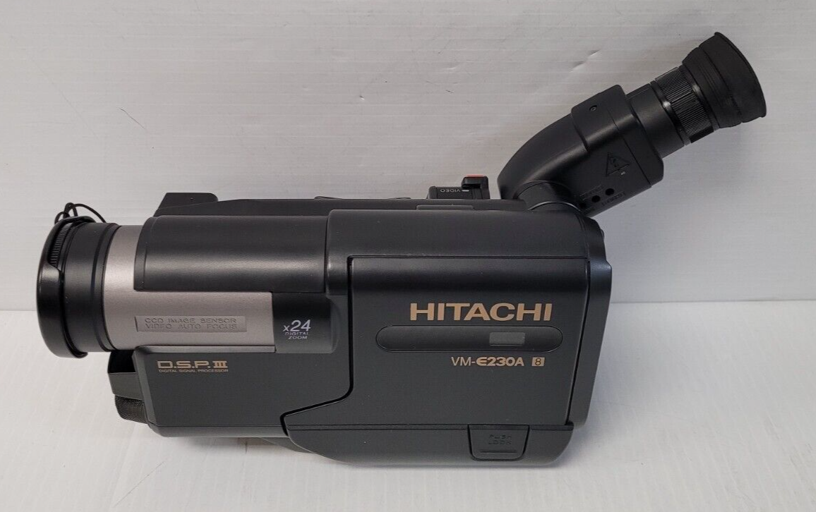 (N78810-1) Caméra vidéo Hitachi VM-E230A