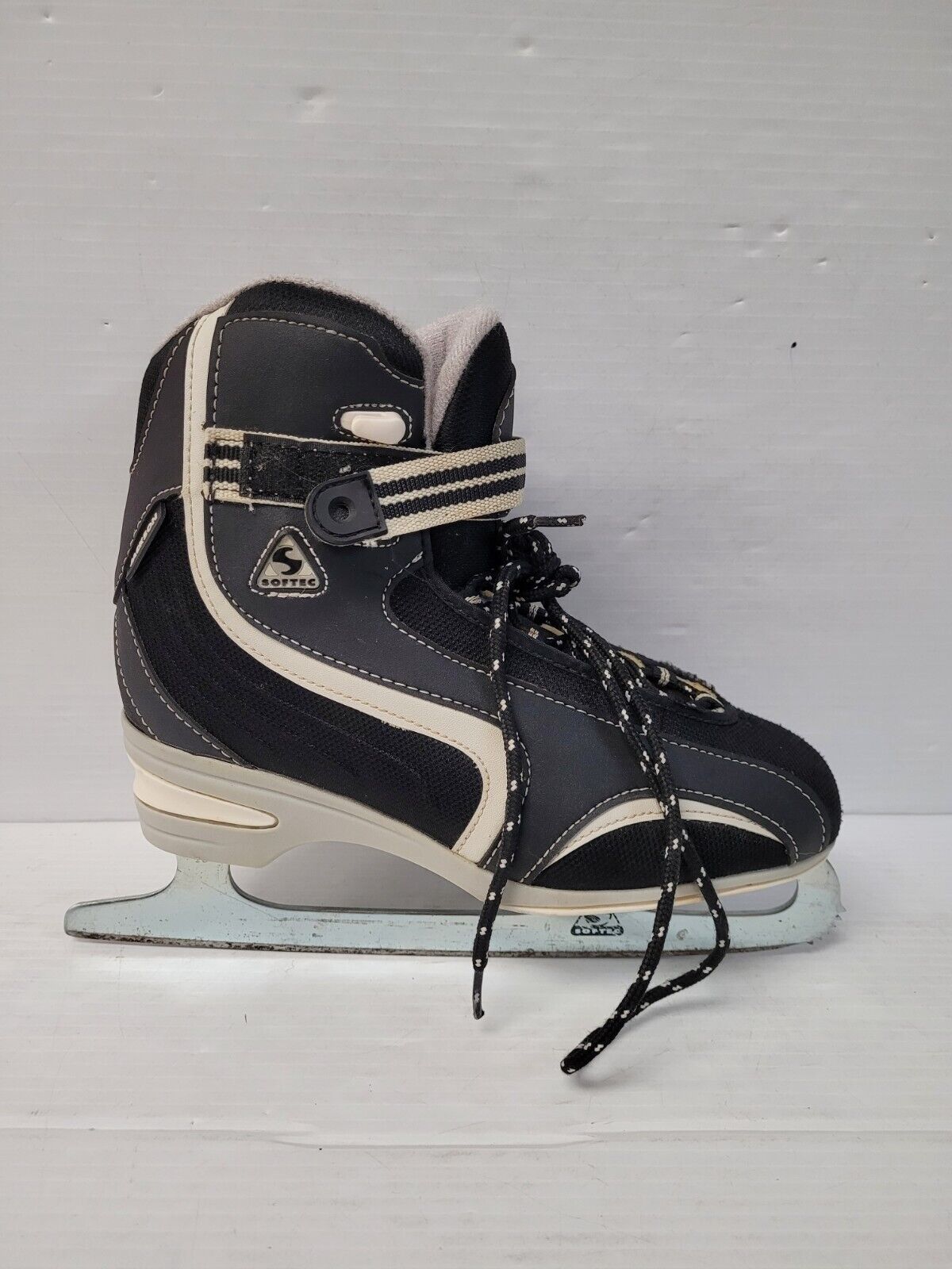 (N80232-1) Jackson Softec Ladies Hockey Skate Sz:8