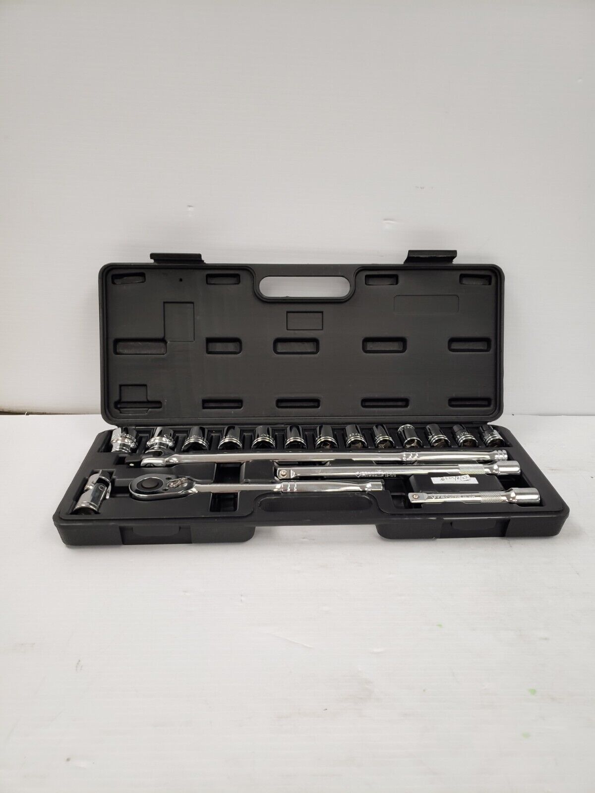 (I-30859) ProCore 03-8821 Metric Socket Set