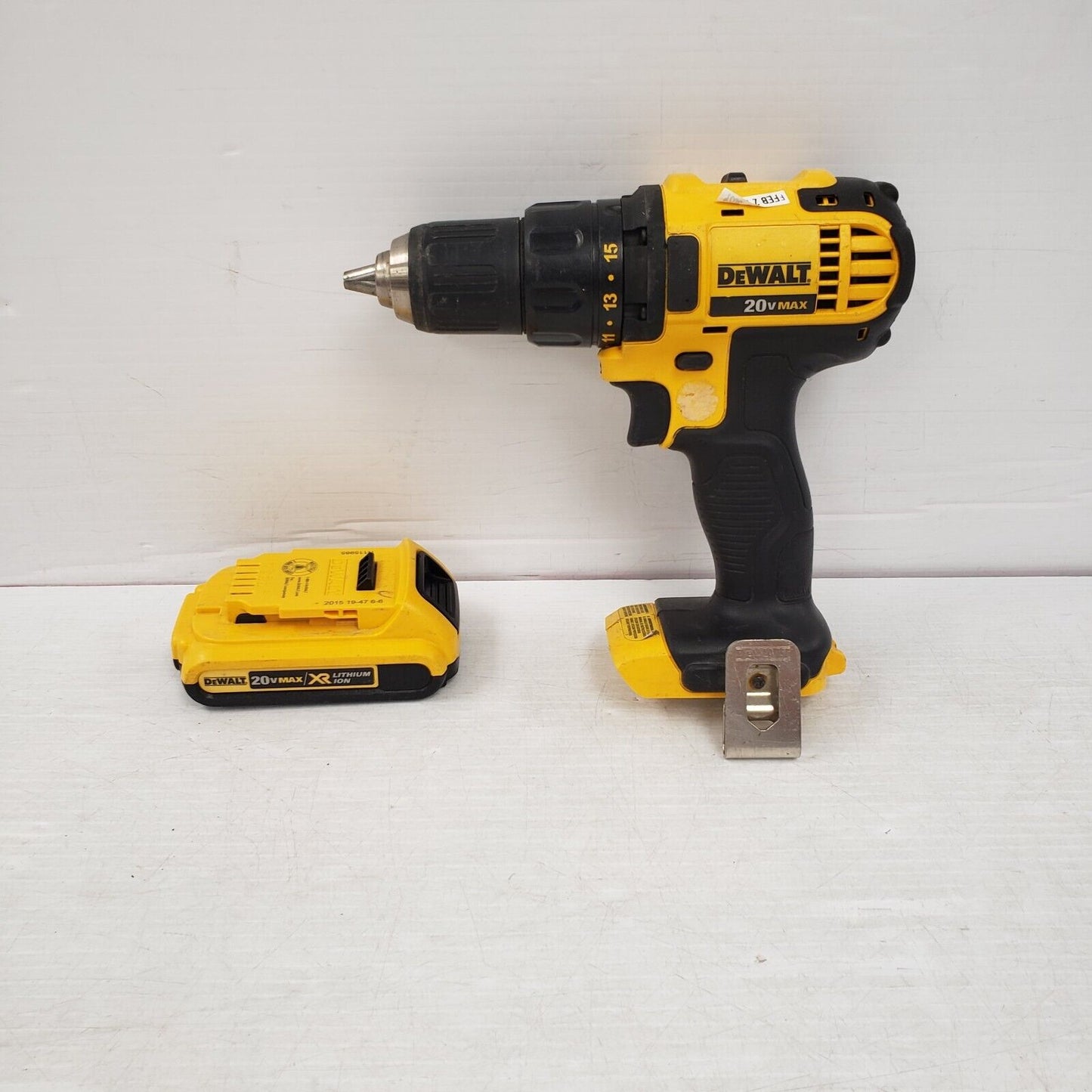 (55227-1) Dewalt DCD780 Drill