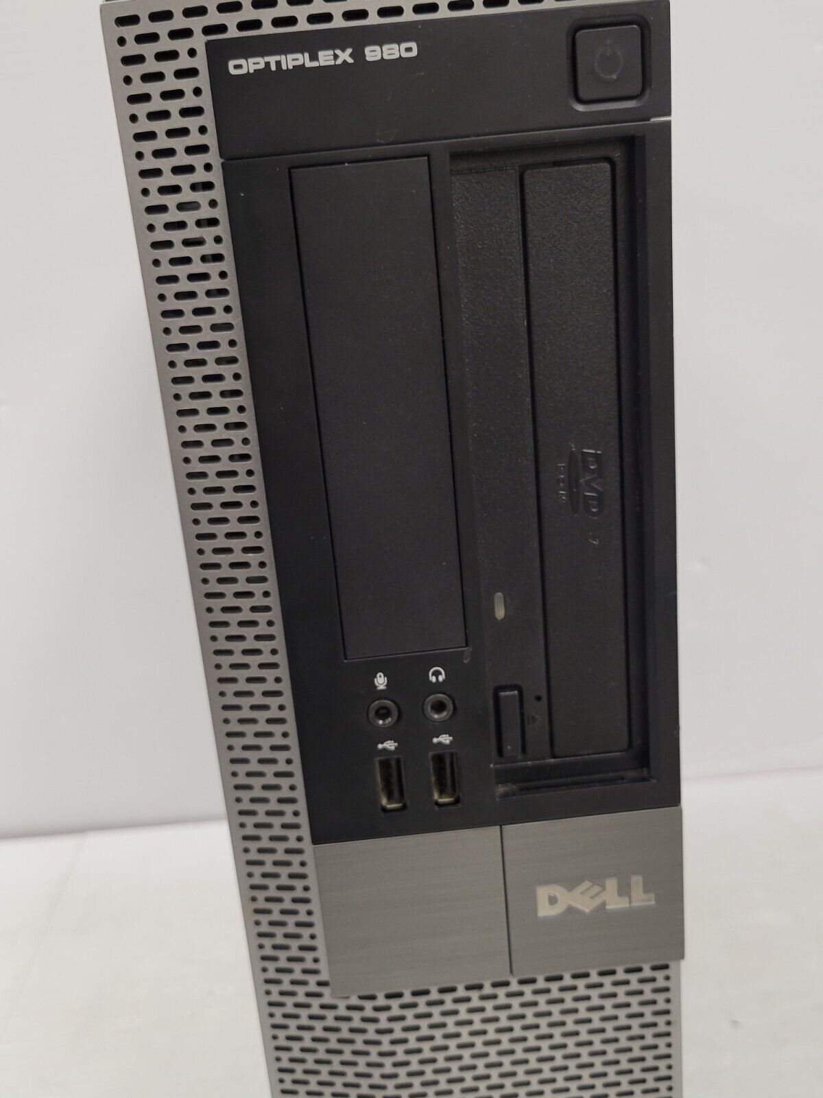 (29868-1) Tour de bureau Dell Optiplex 980