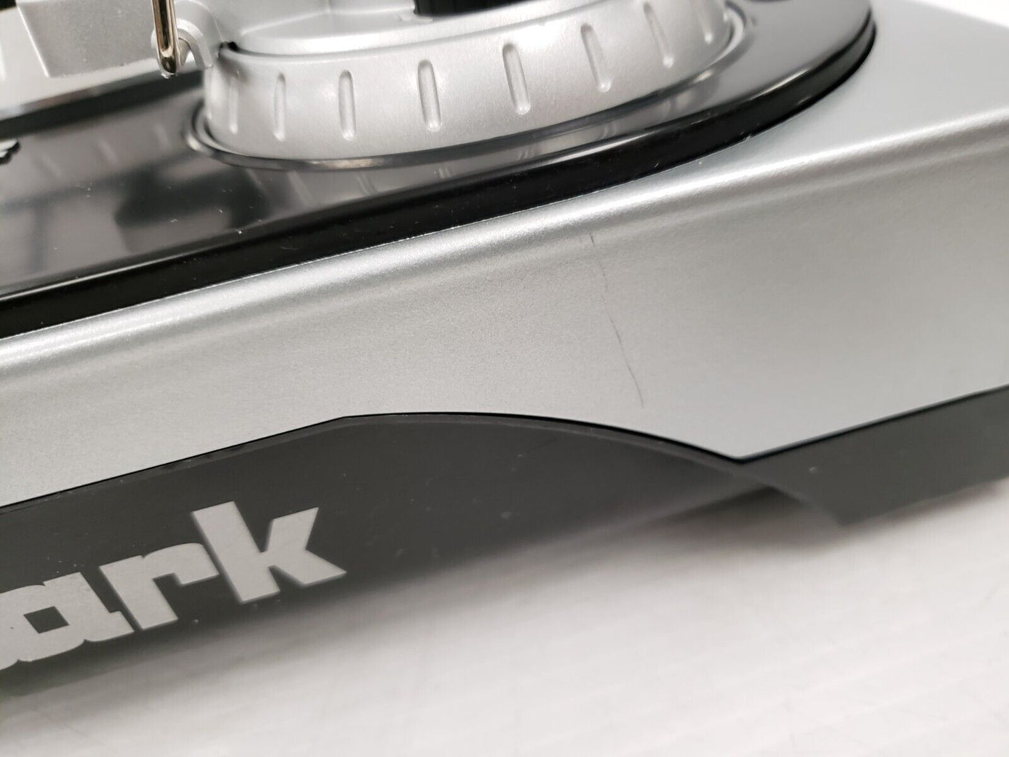 (43333-2) Numark TT200 Turntable