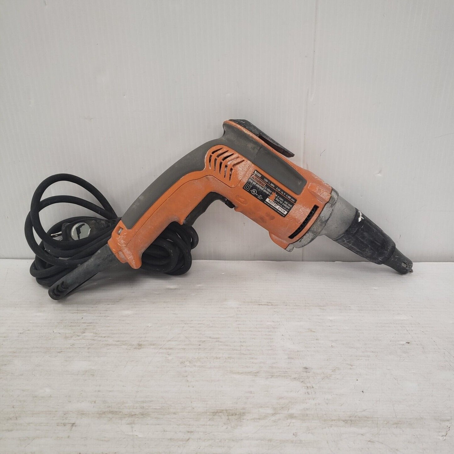 (24466-1) Ridgid R6000 Screwdriver