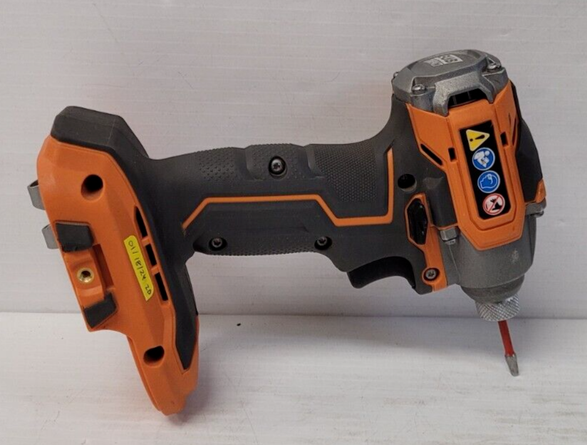 (N80802-3) Ridgid R8711 Drill