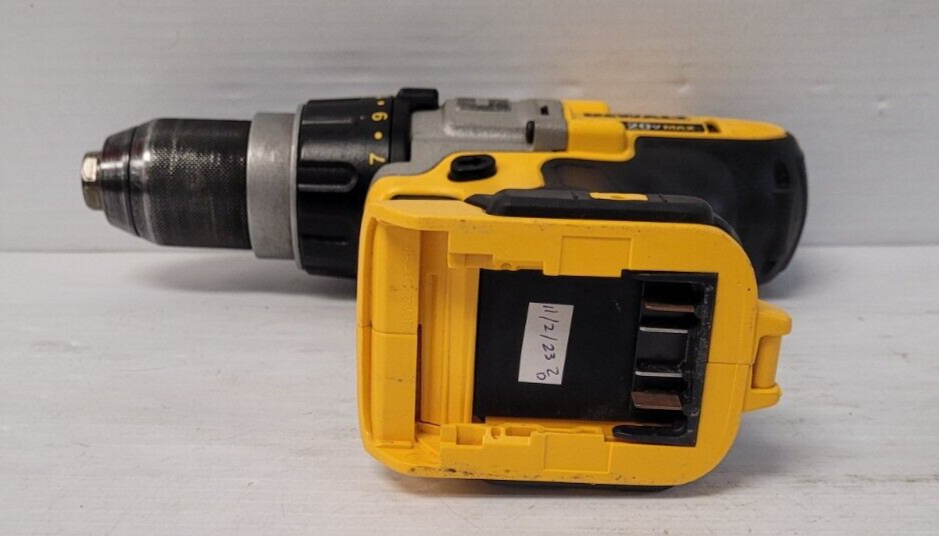 (N77229-1) DeWalt DCD985 Hammer Drill