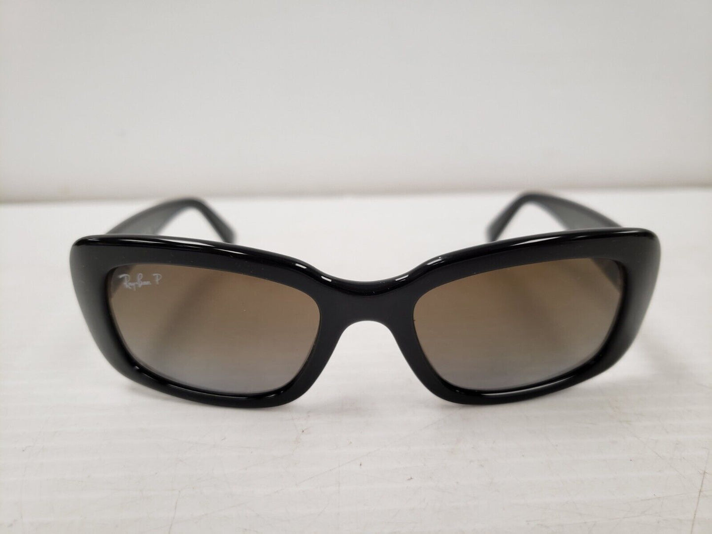 (41622-2) Ray Ban RB4122 Sunglasses