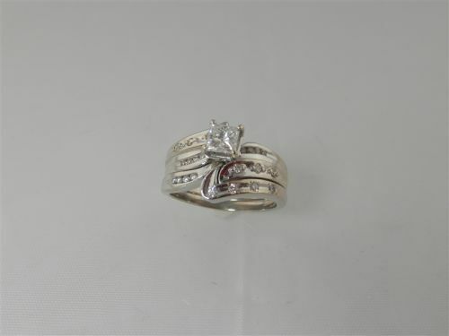 (I-1421-621) BAGUE EN OR BLANC 14K