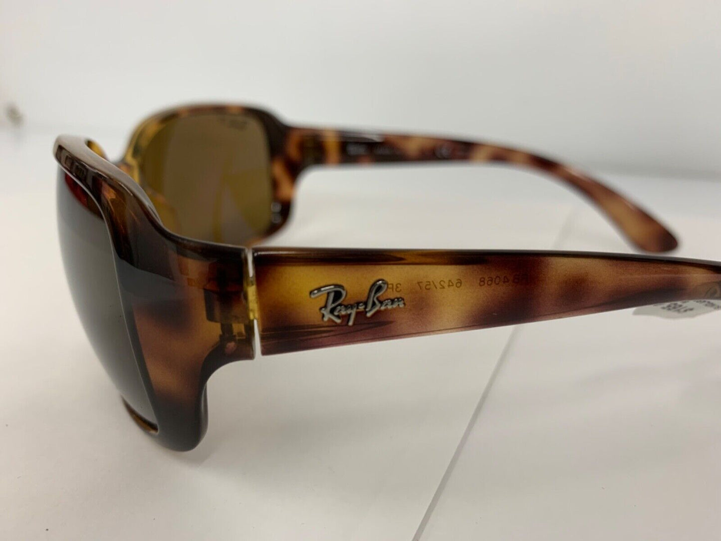 (N10321) Ray-Ban RB4068 Sunglasses