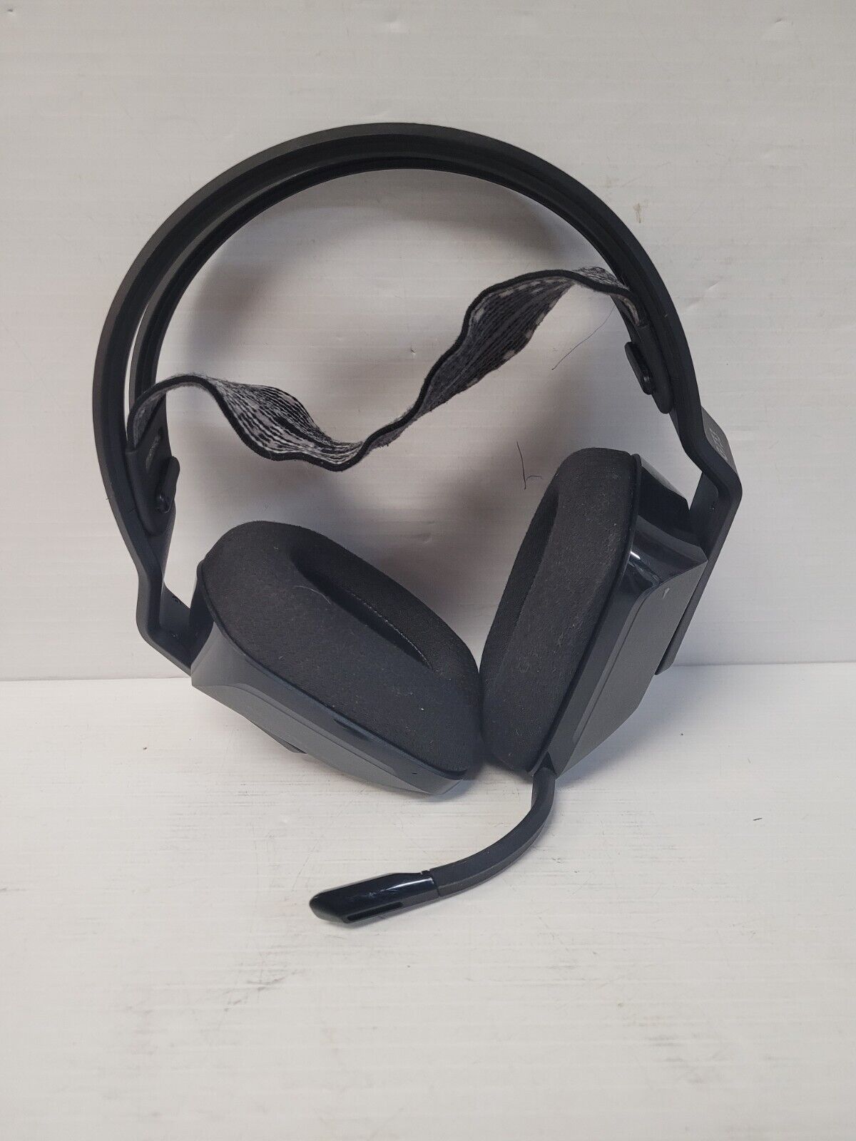 (N79615-1) Casque de jeu Logitech G733