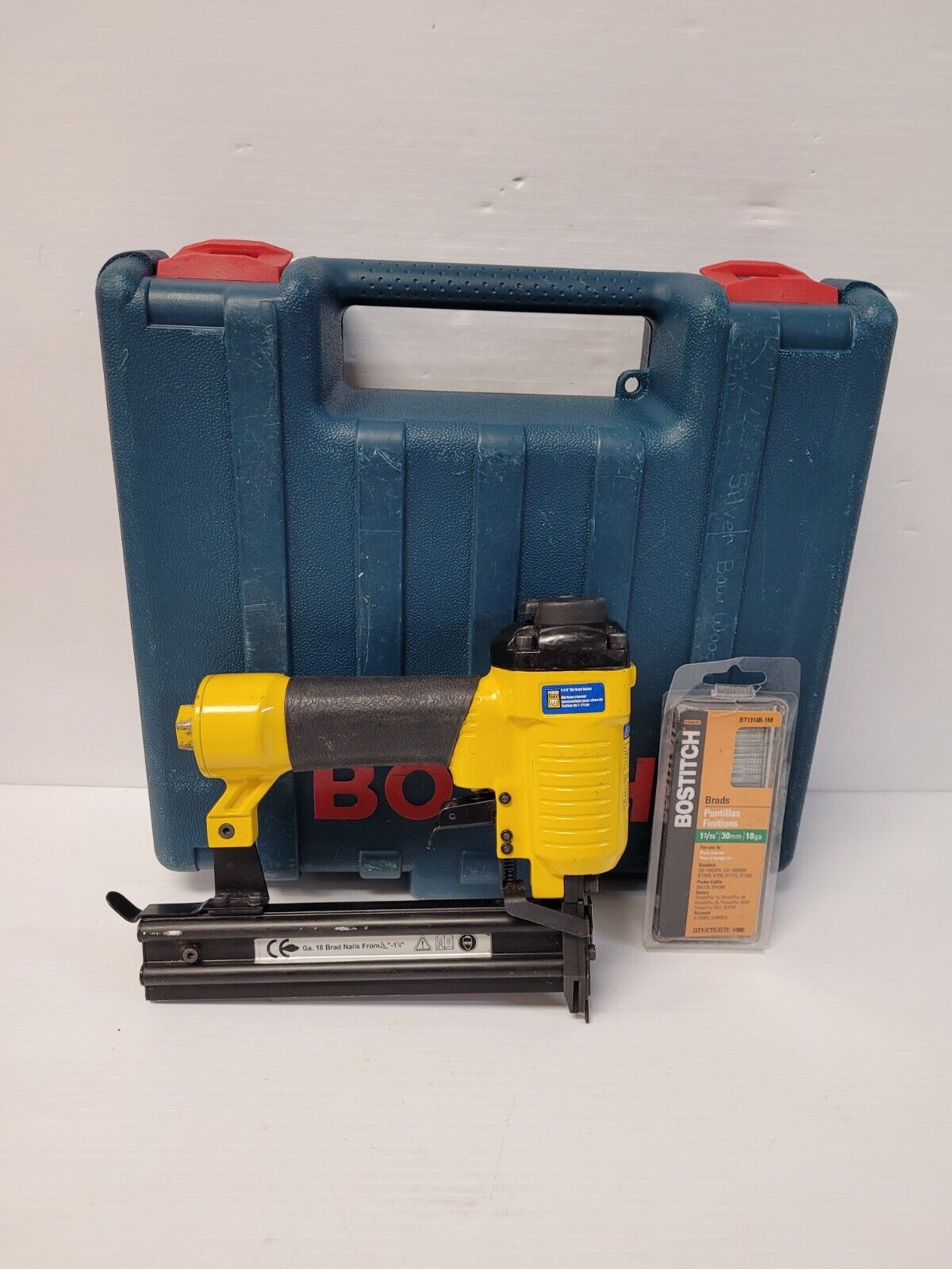 (N79482-3) PowerFist 8005448 1 1/4" Air Brad Nailer