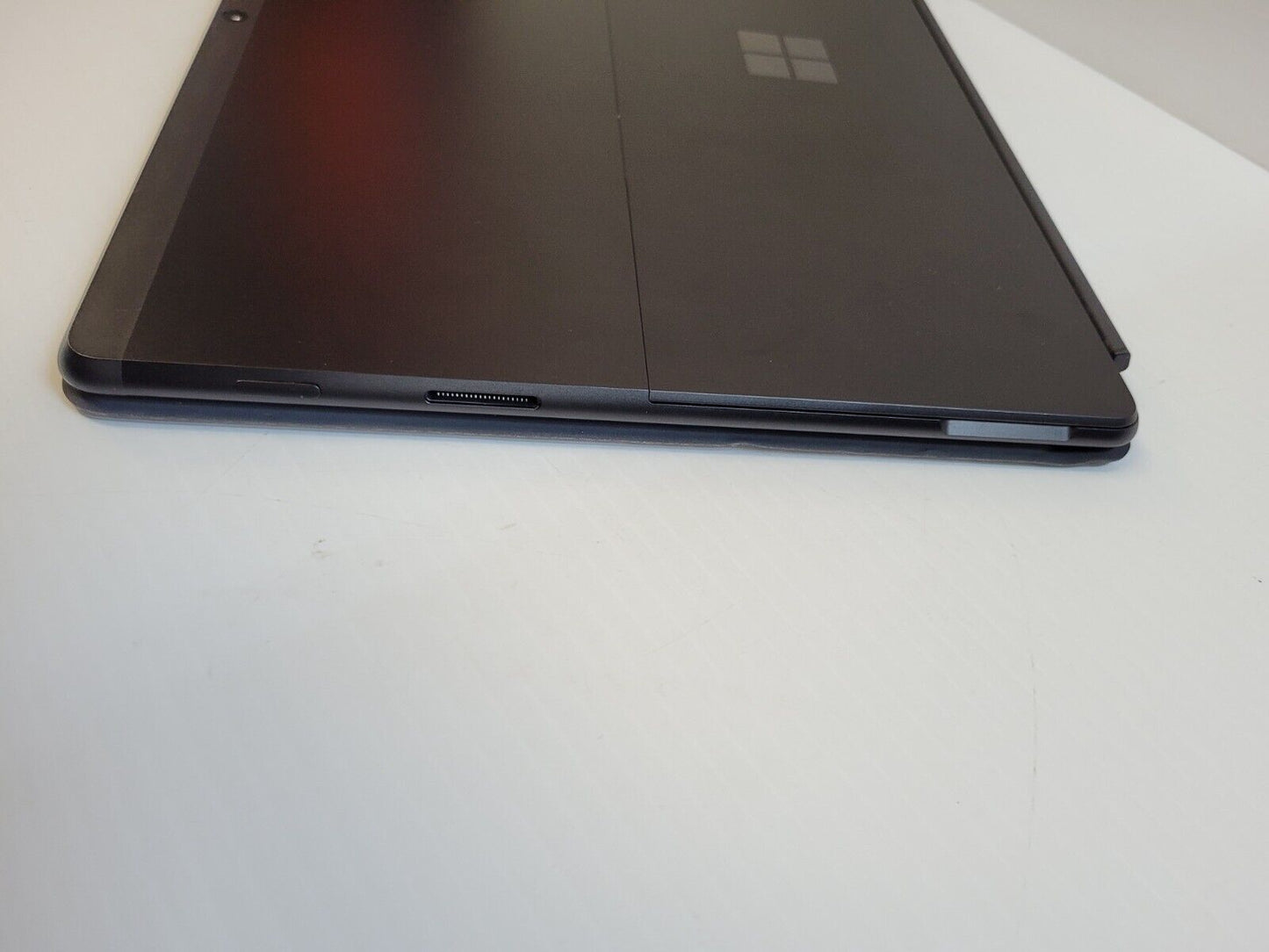 (N14098-1) Microsoft Surface Pro  1876 Laptop