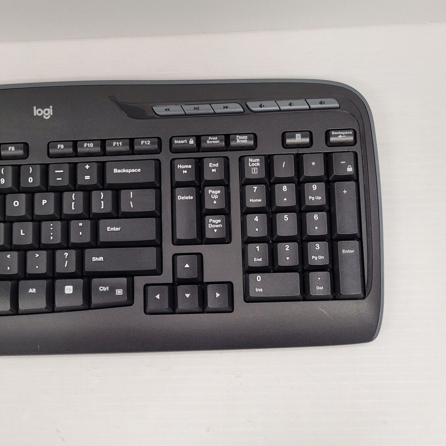 (N74072-1) Ensemble clavier et souris Logitech Y-R0067
