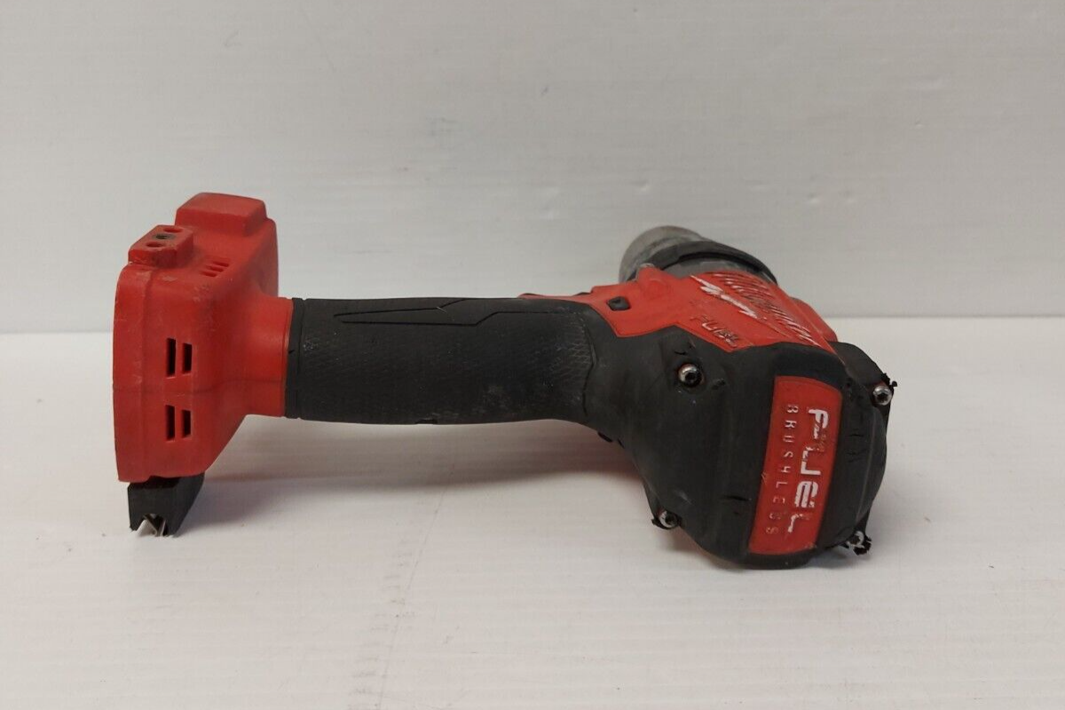 (N81699-1) Milwaukee 2404-20 1/2" Hammer Drill