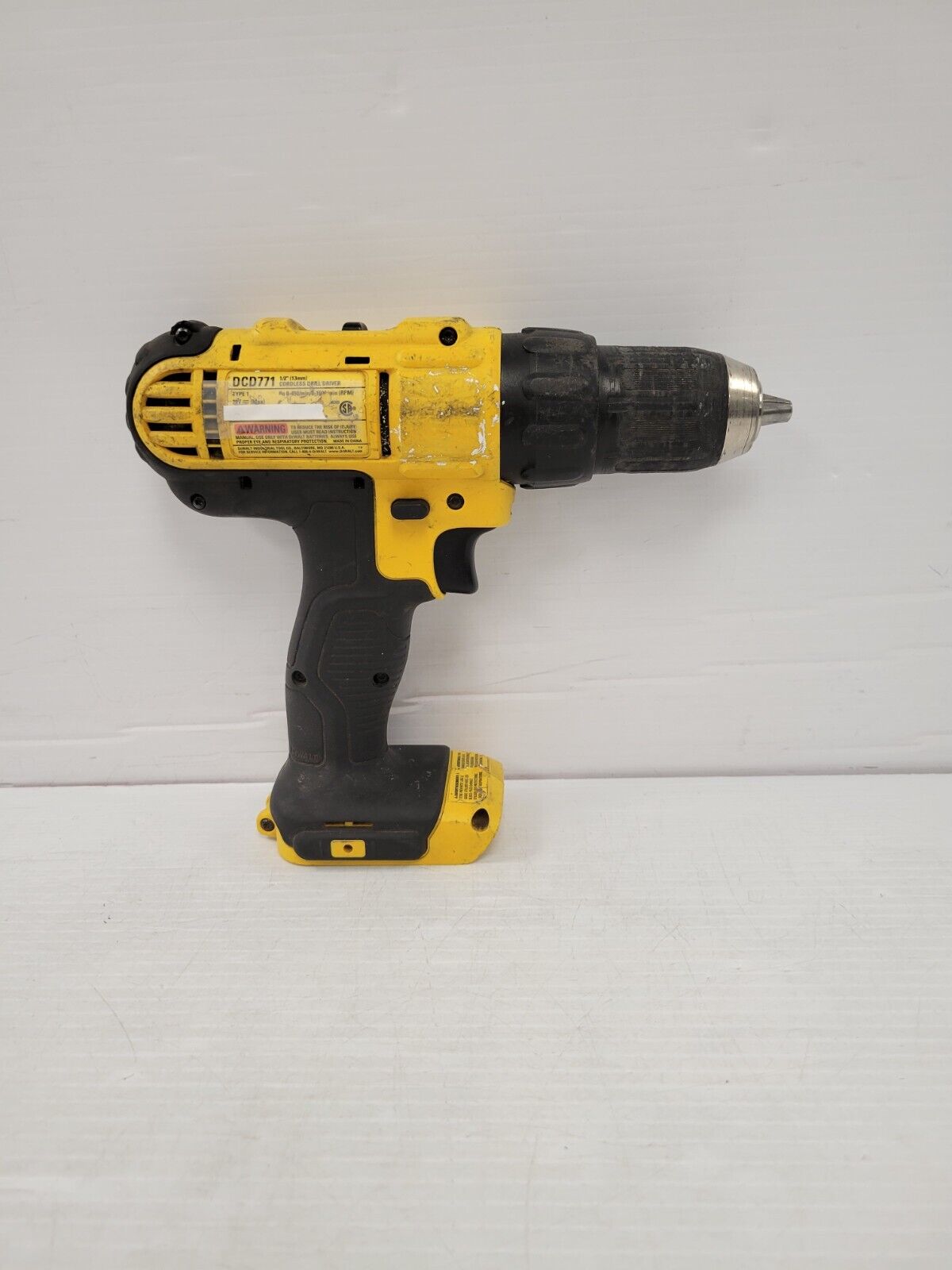 (7147-6) Perceuse Dewalt DCD711
