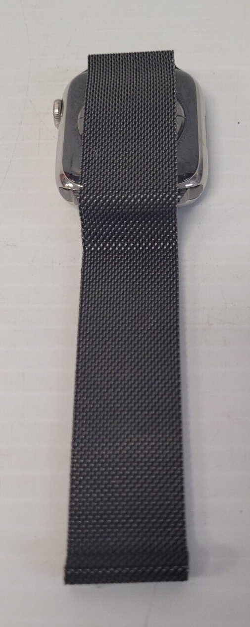 (N78217-1) Apple A2477 Smartwatch