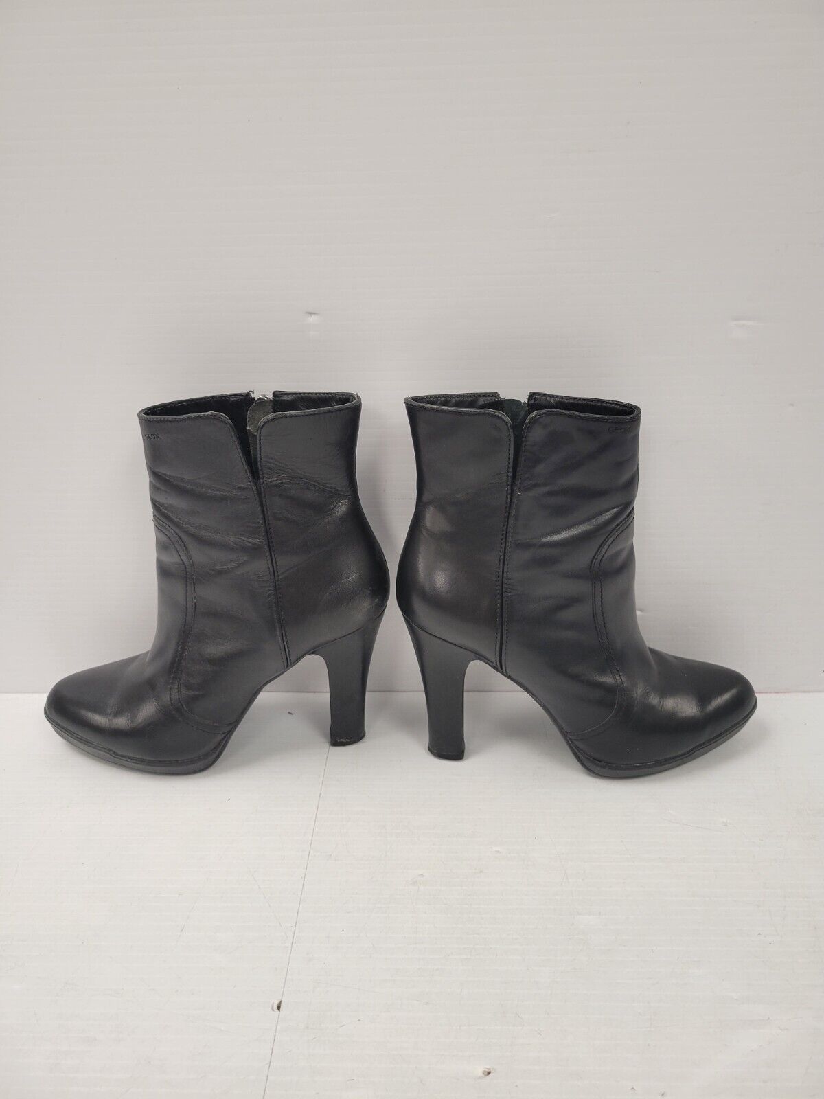 (I-1496) Bottes à talons hauts noires Geox - Taille 5,5