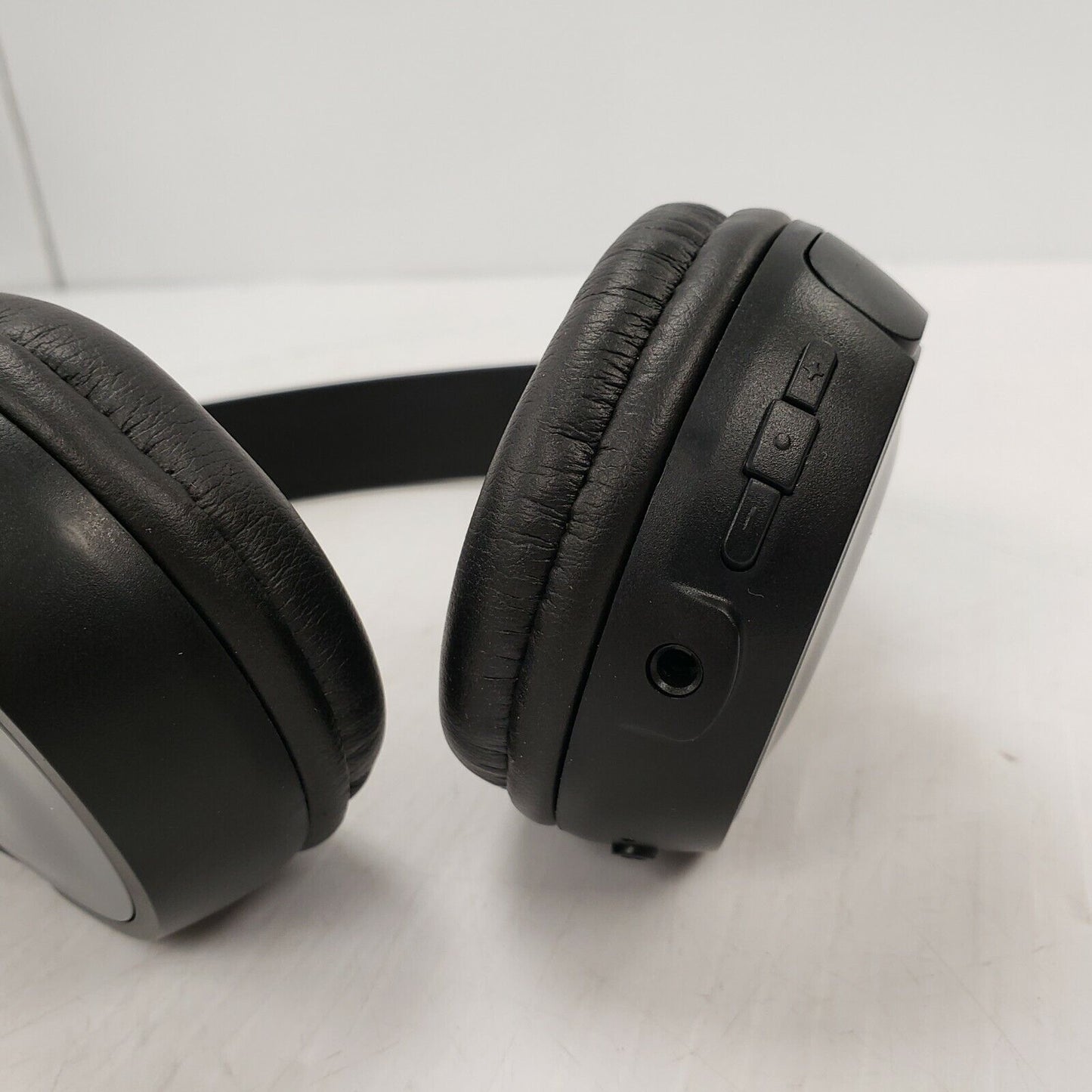 (26428-5) Gentek Headphones