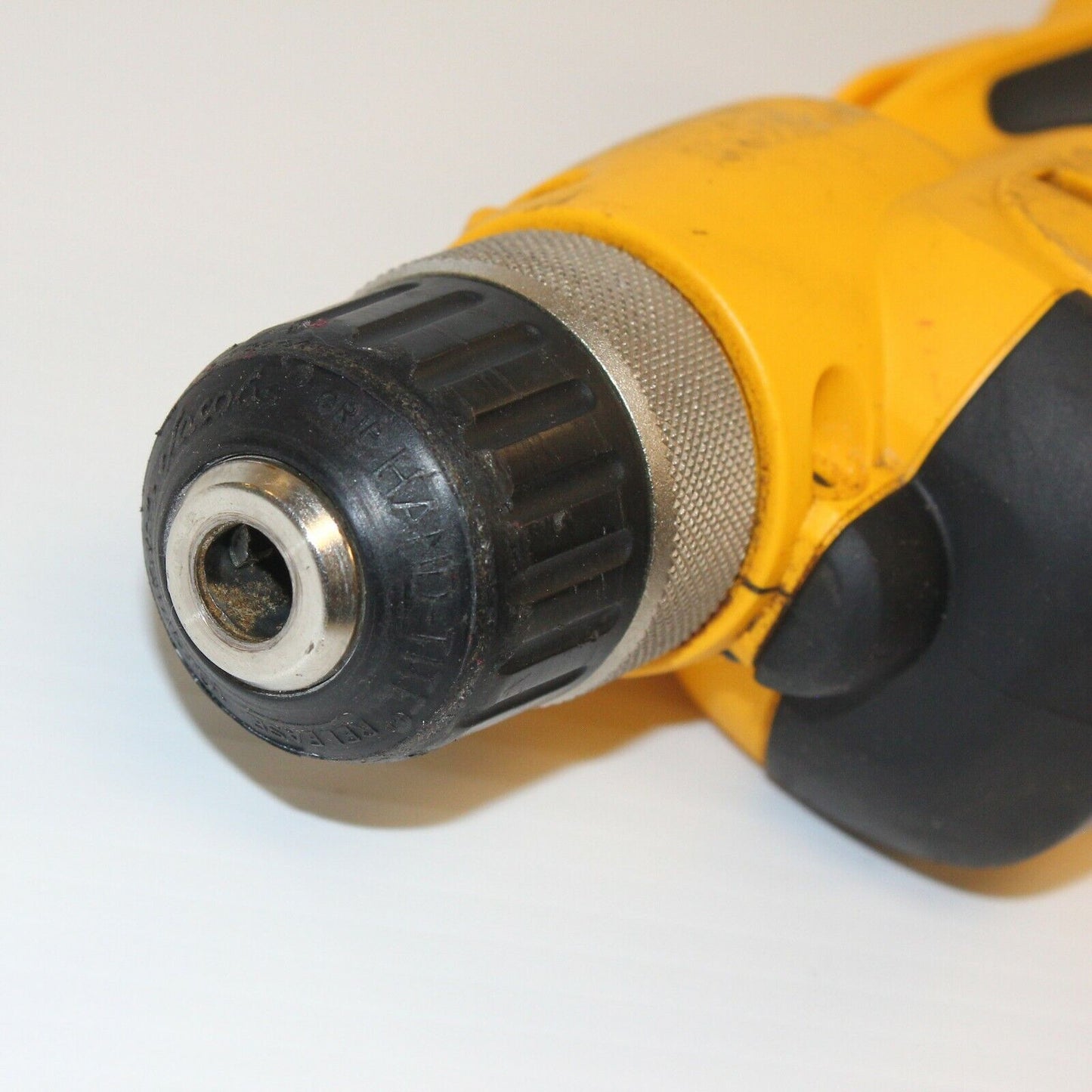 (NI-9828) Dewalt Corded Drill