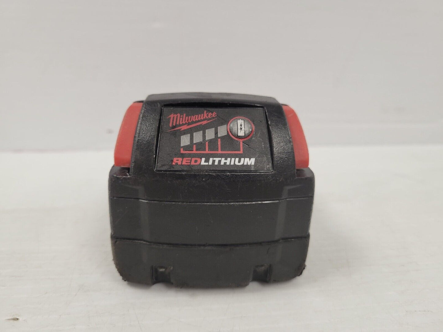 (52366-2) Milwaukee 2904-20 Hammer Drill