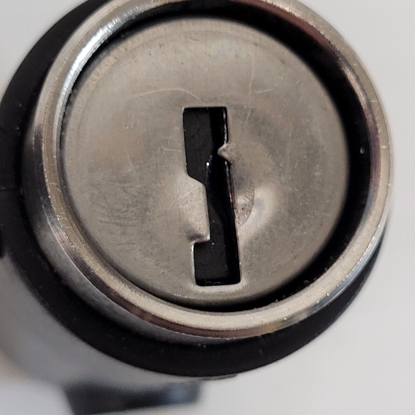 (N73945-2) Coupleur Masterlock et jeu de broches de récepteur