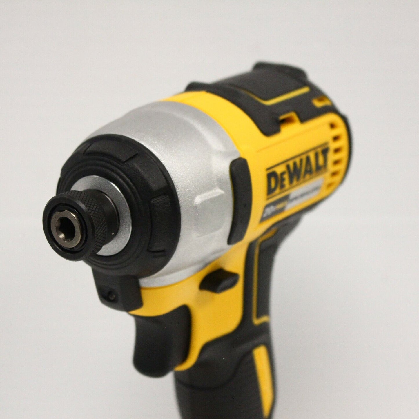 (N16034-1) Dewalt DCF787 Cordless Impact Driver - NEW