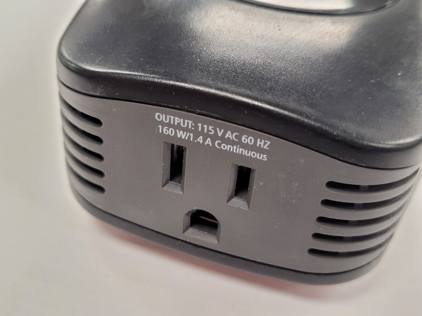 (N70440-6) MotoMaster 200W Mobile Power Outlet & Inverter