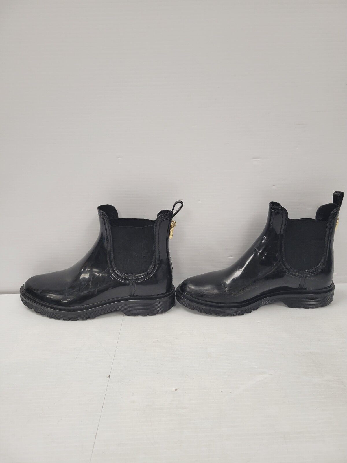 (21802-2) Michael Kors Rain Boots - Size 8