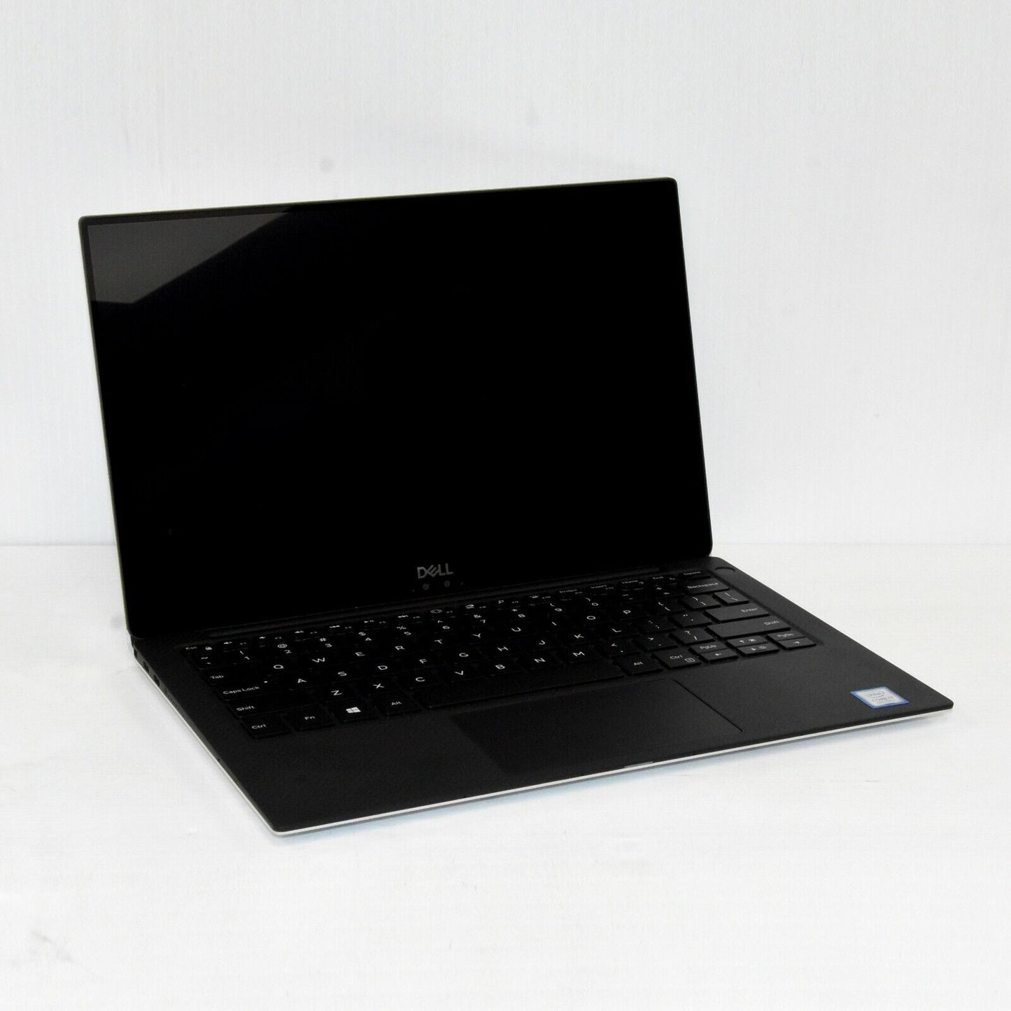 (I-23159) Dell P82G Laptop i7 8 core, 16GB, 240SSD