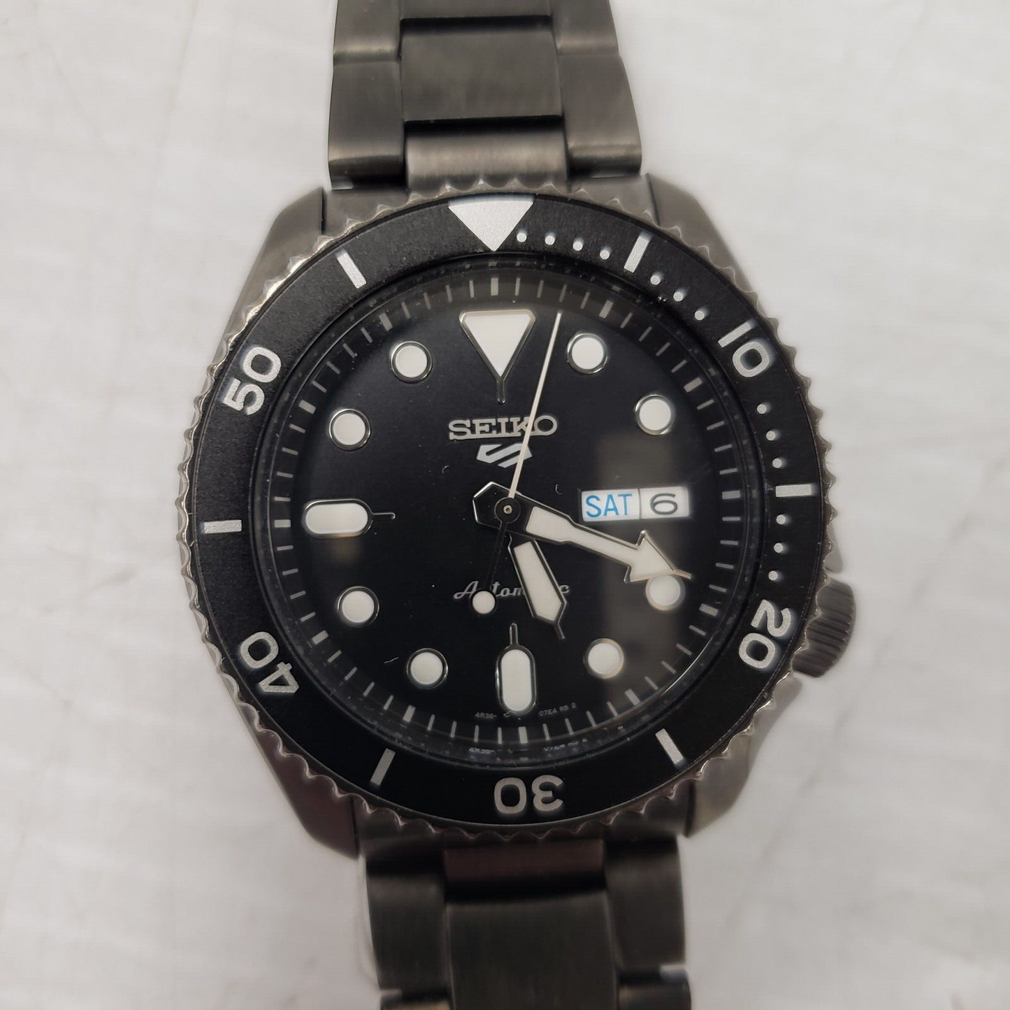 (54213-1) Seiko 4R36-07 Watch