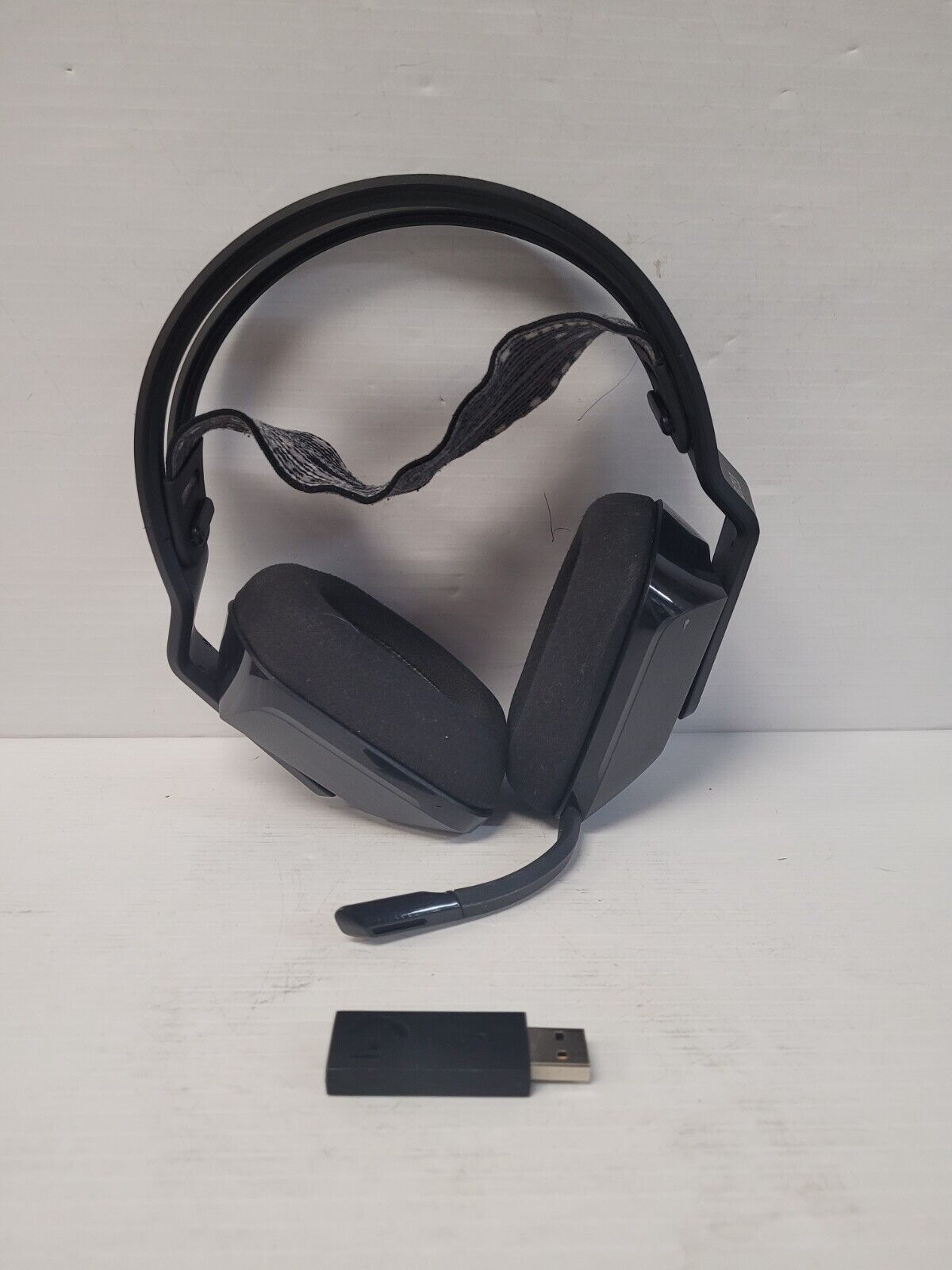 (N79615-1) Casque de jeu Logitech G733