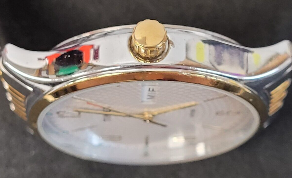 (N13115-1) Timex SR621 Cell Ladies Watch