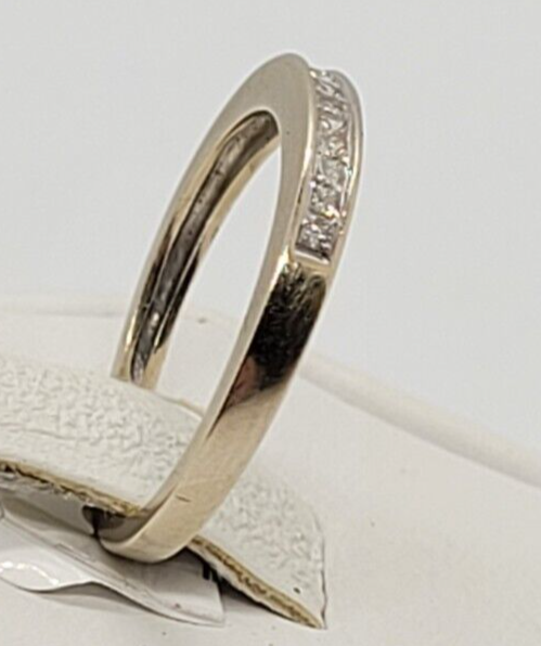 (NI-1858) Ladies 14K White Gold Ring