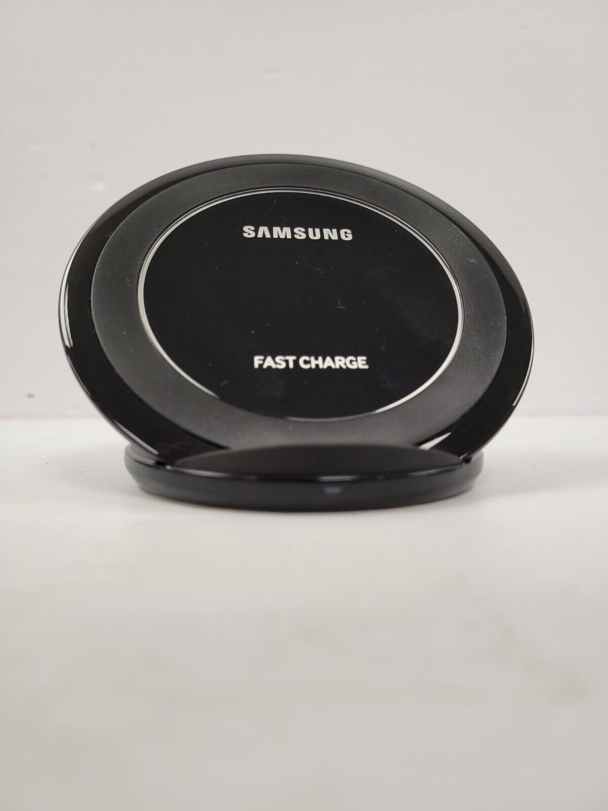 (49311-1) Samsung EP-NG930 Wireless Charger