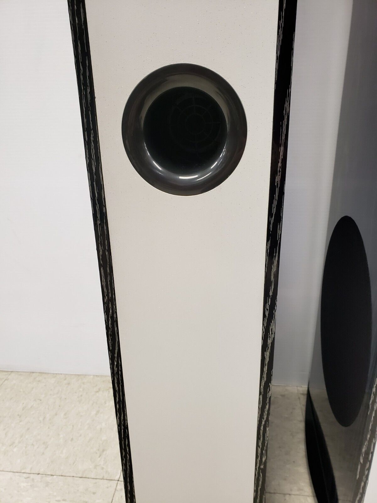 (41830-1) Elite Audio EA-2875 Tower Speakers