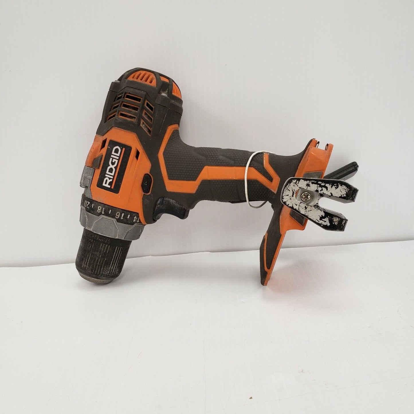 (662-2) Ridgid R86008 Impact Drill