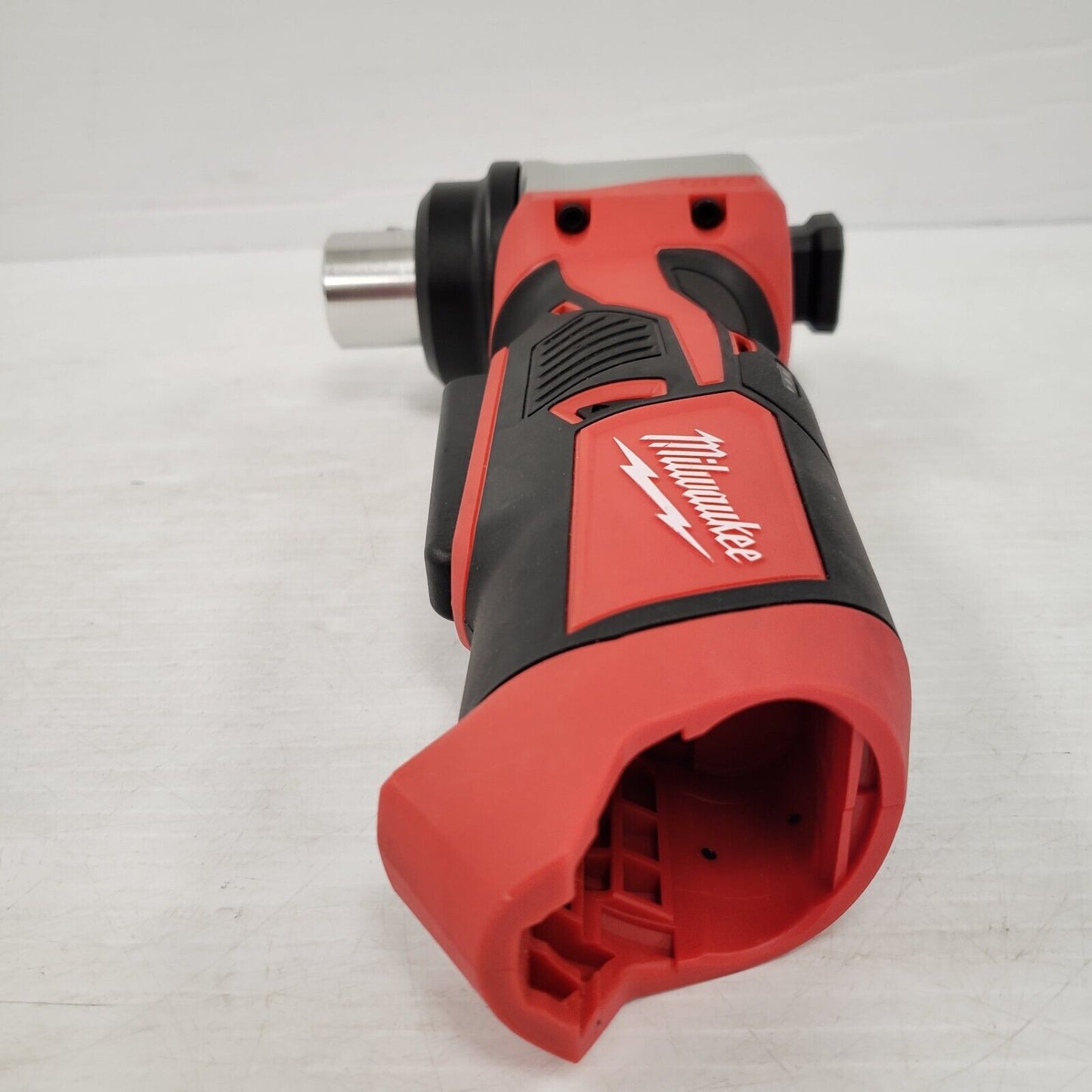 (52427-3) Milwaukee 2435-20 Cable Stripper