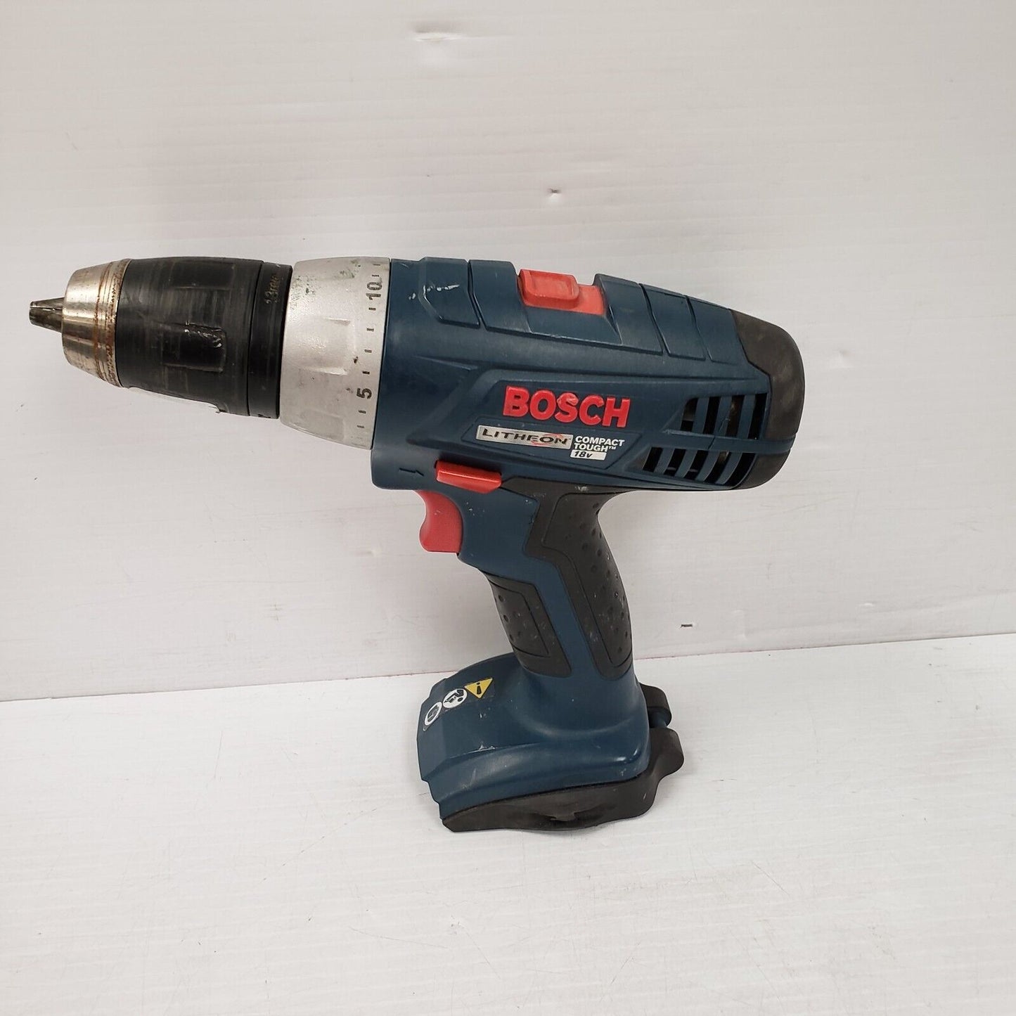 (I-8195) Bosch 36618 Drill