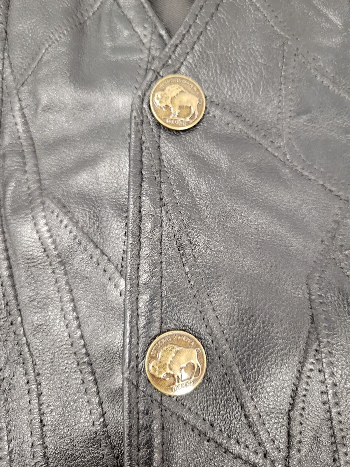 (49196-1B) Gilet en cuir à plaque de diamant - Taille L