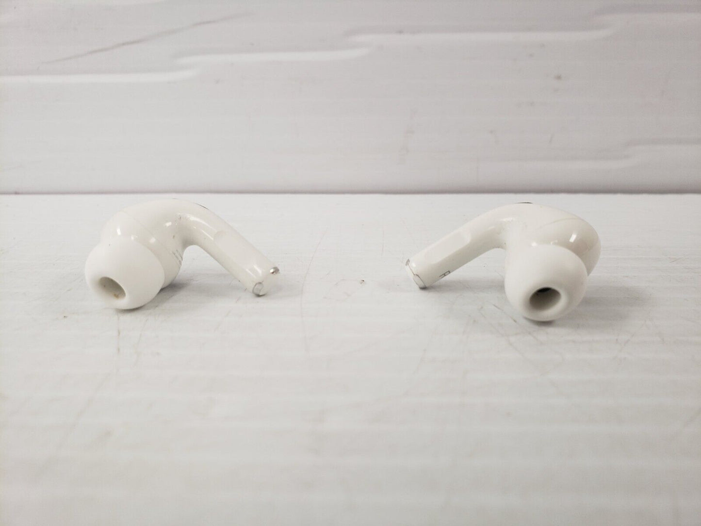 (51339-1) Apple A2190 Airpods Pro - 2nd Gen