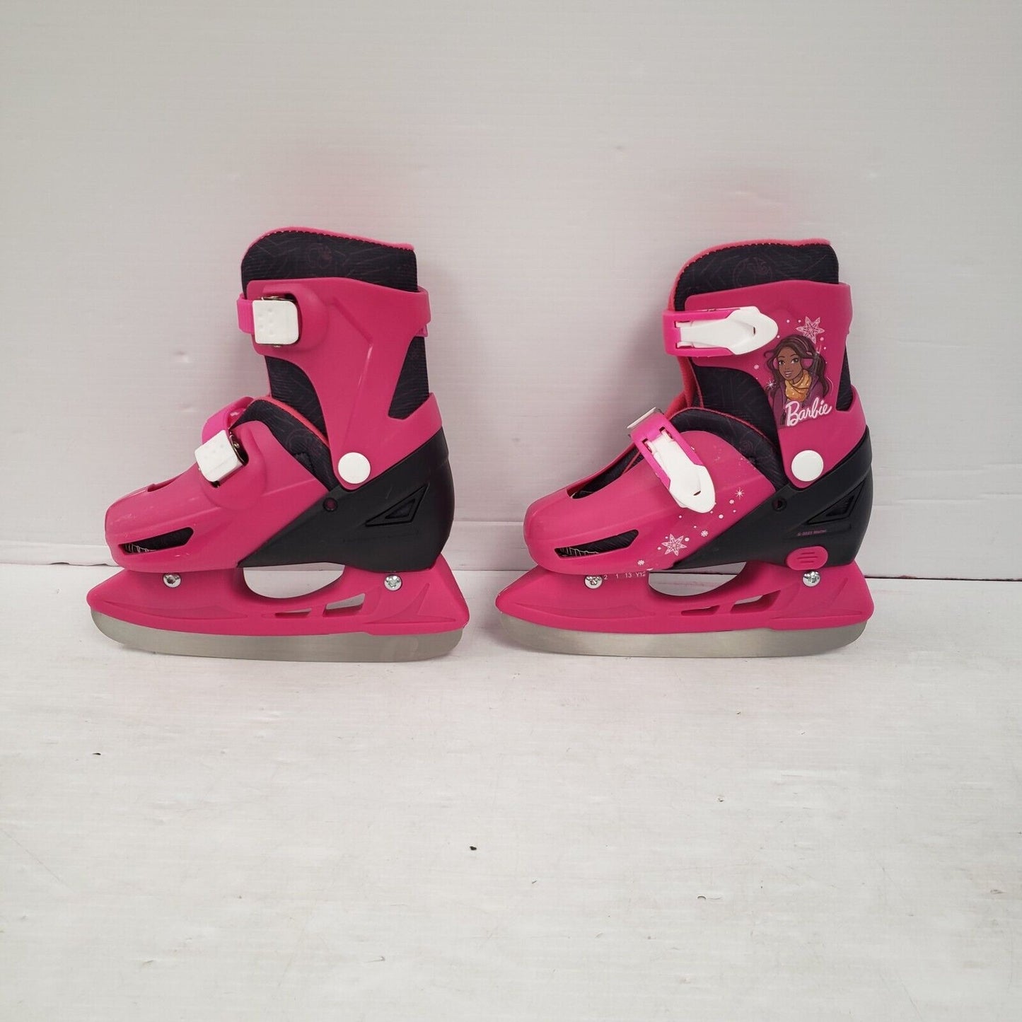 (55904-2 A) No Name Skates - Size Youth 12