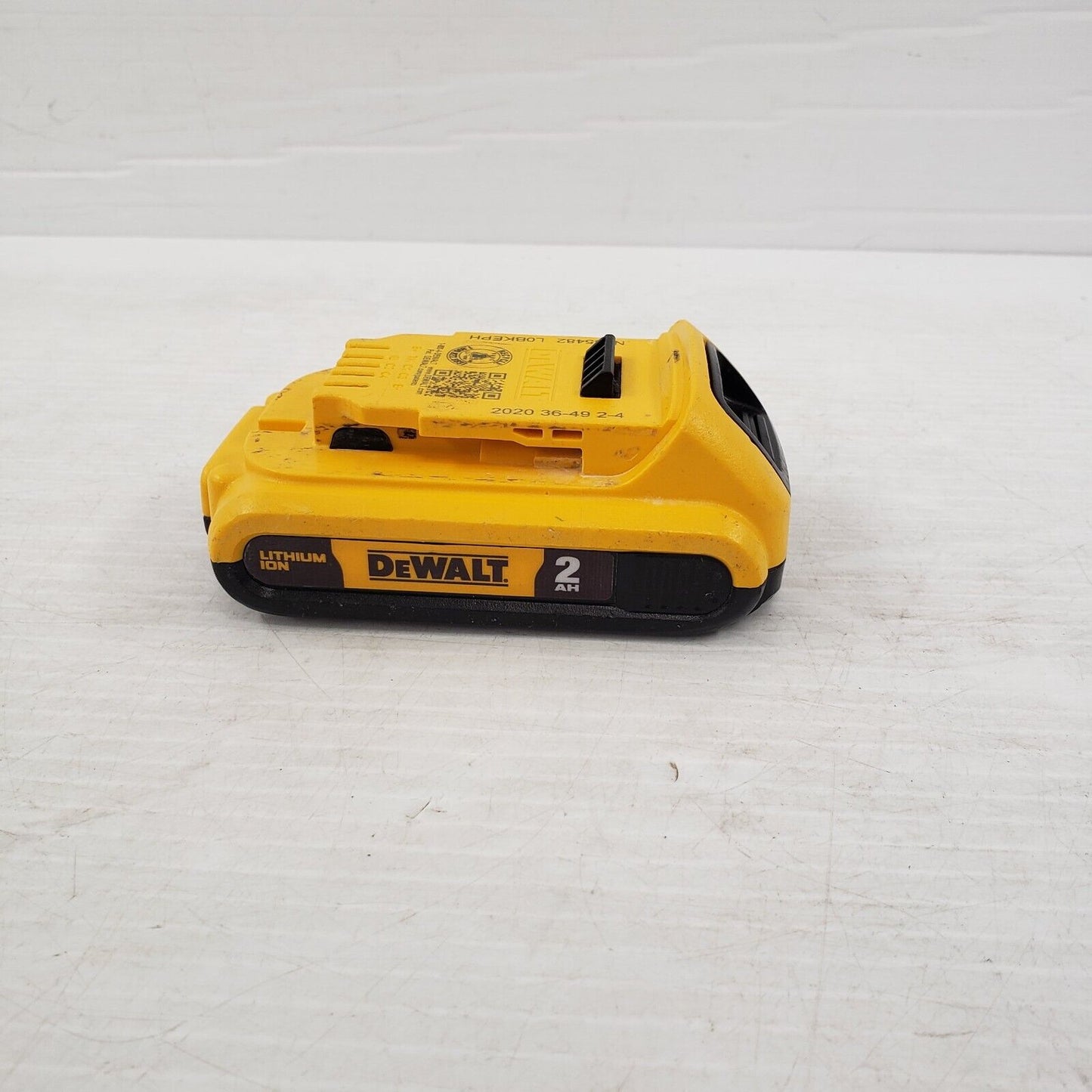 (I-34475) Dewalt DCB203 20V 2.0AH Battery