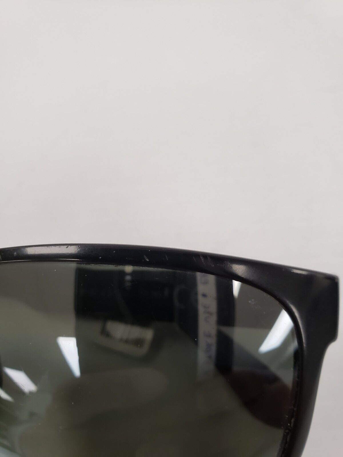 (25539-1) Maui Jim MJ432 Sunglasses